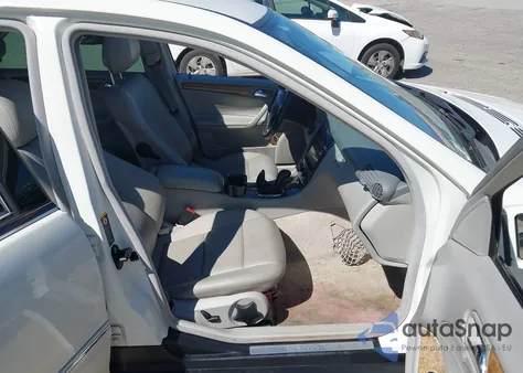 2007 Mercedes-Benz C 230 Sport z USA, uszkodzony, nr VIN WDBRF52H97F916266